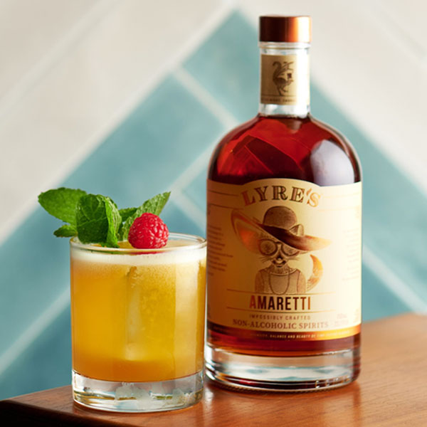 Lyre's Amaretti (700ml) (Non-alcoholic) - Image 3